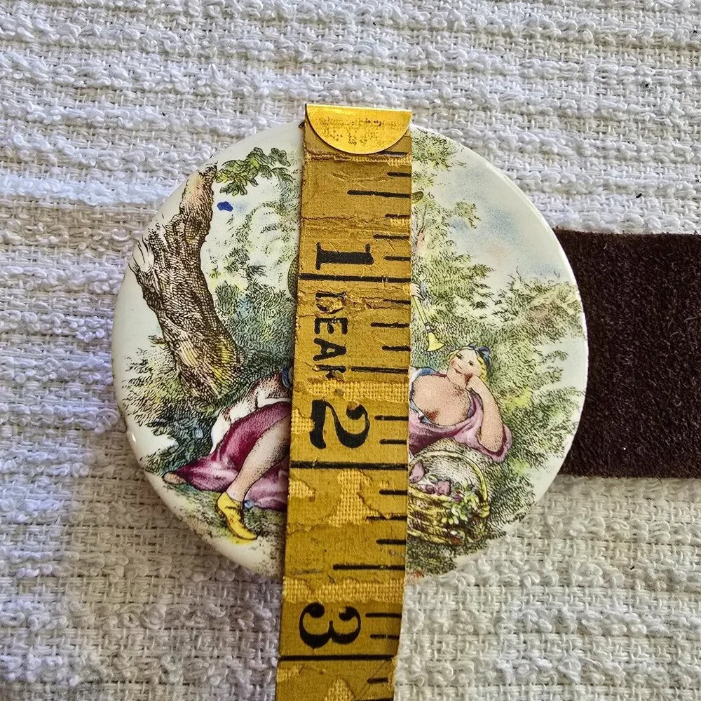 Vintage Sueded Belt with Victorian Romantic Couple Depiction Buckle - Picture 6 of 6